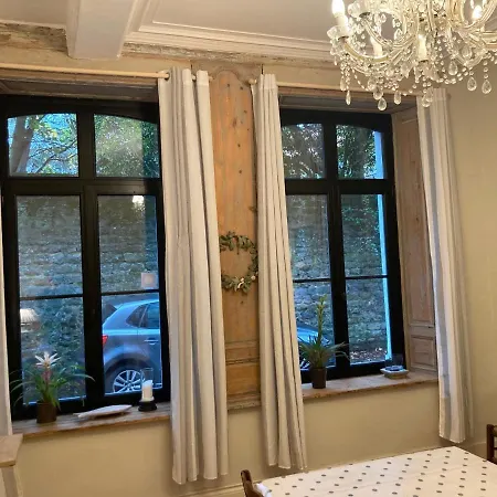 La Maison D'hautefeuille Ferienhaus