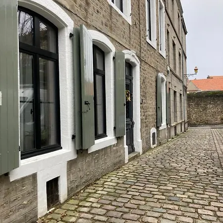 La Maison D'hautefeuille Casa vacanze *